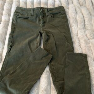 American Eagle Outfitters Super Stretch Jeggings.